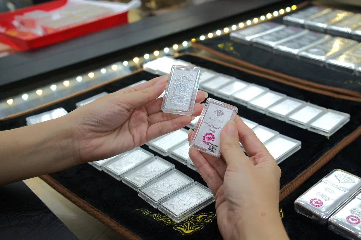 Bạc tích sản
