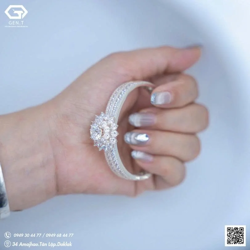 Bạc trang sức, bạc tích sản