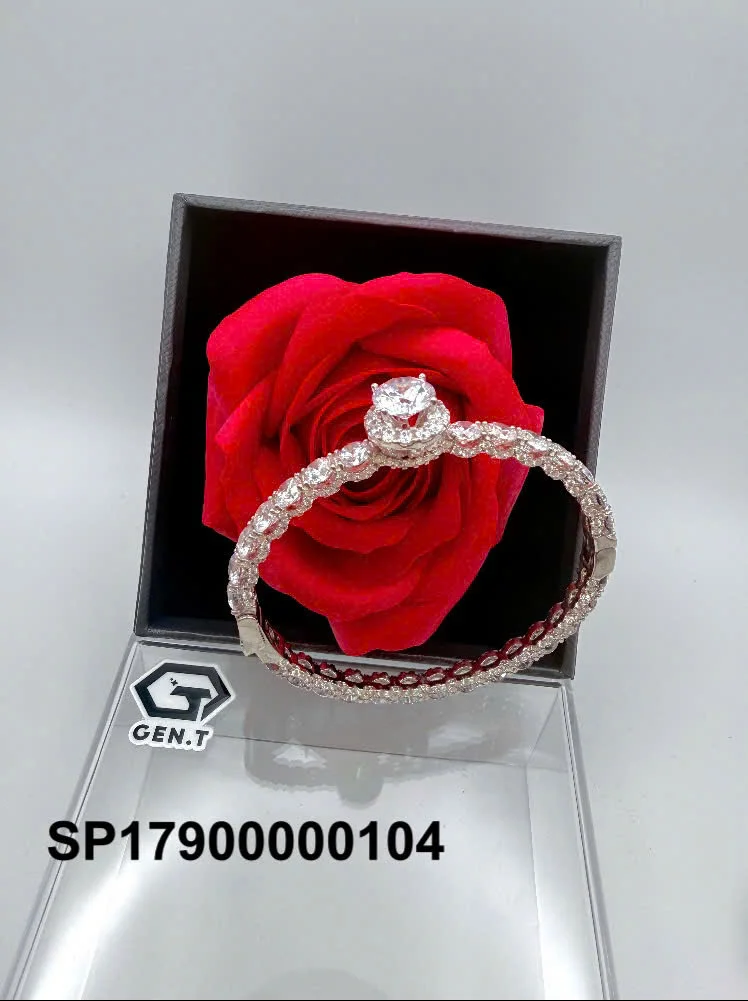 Nhẫn bạc trang sức